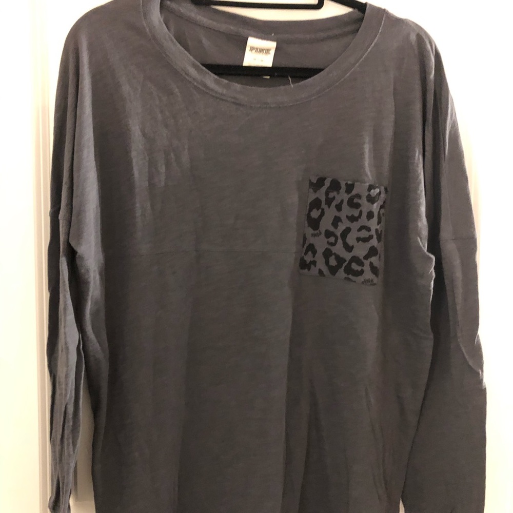 Gray long sleeve PINK top with leopard pocket